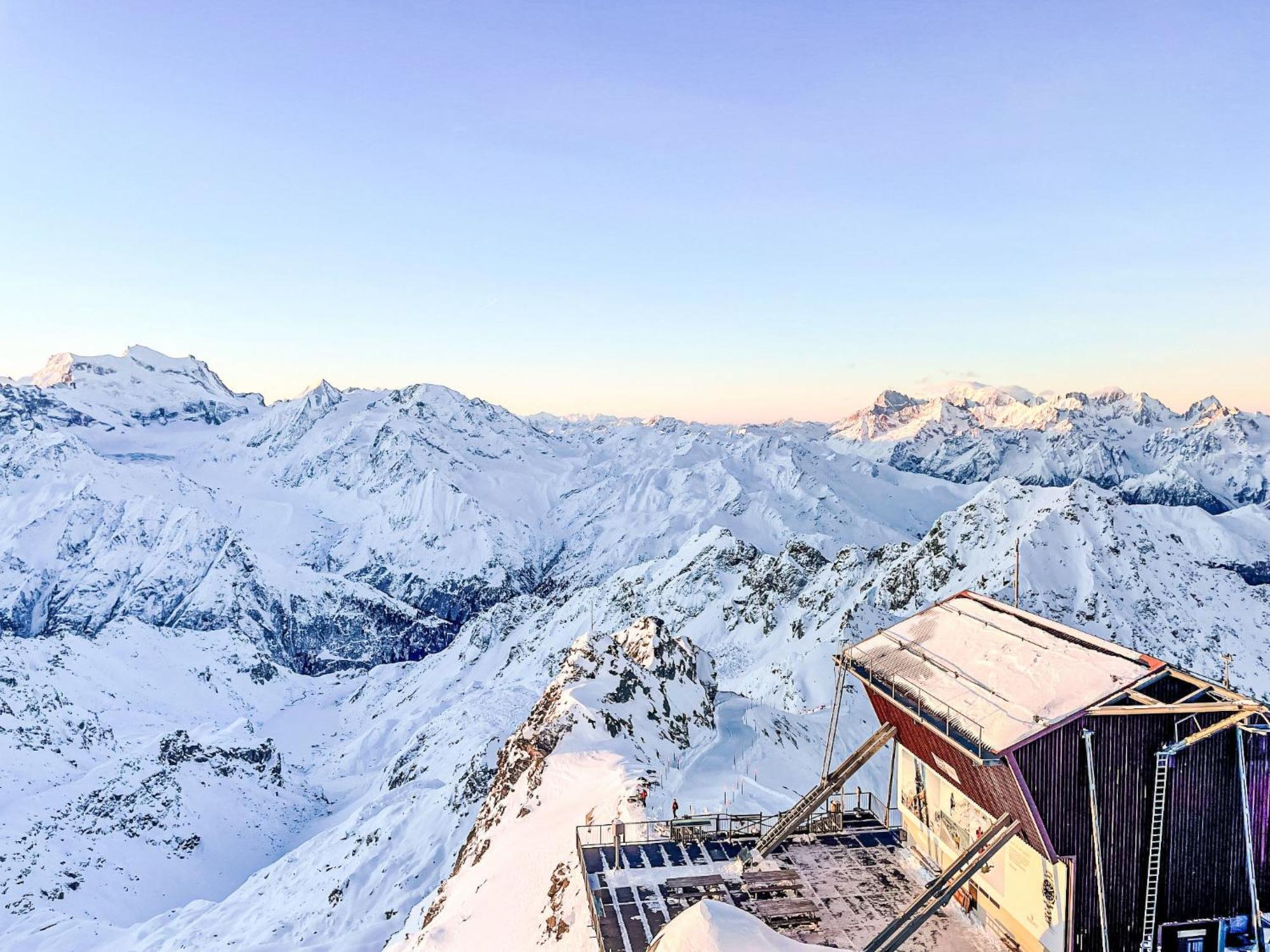 Chalet Chalet Jadi By Interhome น็องดัช ภายนอก รูปภาพ